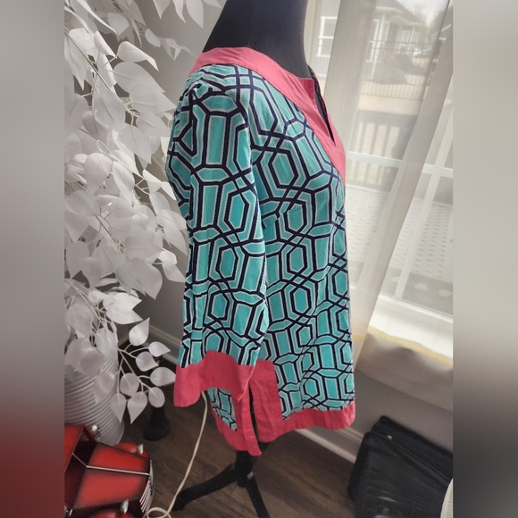 Simply Southern Geometric Patterned Women's Top - Pink and Blue Size Medium - Picture 6 of 10